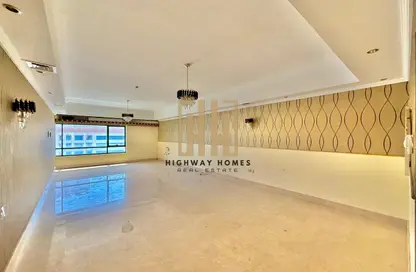 Apartment - 3 Bedrooms - 3 Bathrooms for rent in Al Mamzar Plaza - Al Taawun Street - Al Taawun - Sharjah