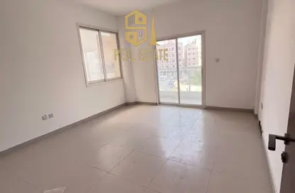 شقة - غرفة نوم - 1 حمام للايجار في برج الكورنيش - طريق كورنيش عجمان - عجمان شقة - غرفة نوم - 1 حمام للايجار في برج الكورنيش - طريق كورنيش عجمان - عجمان