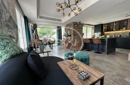 Villa - 2 Bedrooms - 3 Bathrooms for rent in Springs 14 - The Springs - Dubai