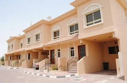 مجمع سكني - 5 غرف نوم للبيع في شارع المطار - أبوظبي