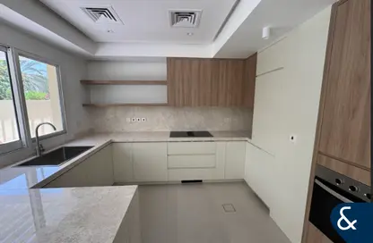 Villa - 2 Bedrooms - 3 Bathrooms for sale in Springs 11 - The Springs - Dubai