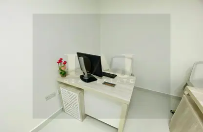 مركز أعمال - استوديو - 1 حمام للايجار في بورسعيد - ديرة - دبي