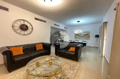 Living Room image for: Townhouse - 2 Bedrooms - 3 Bathrooms for rent in Flamingo Villas - Mina Al Arab - Ras Al Khaimah, Image 1
