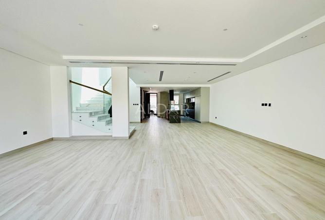 15216308 - Property Image 2