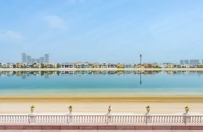 Villa - 5 Bedrooms - 6 Bathrooms for sale in Signature Villas Frond C - Signature Villas - Palm Jumeirah - Dubai