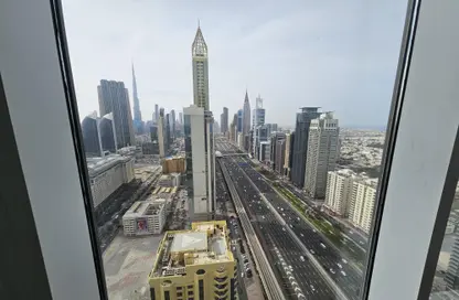Apartment - 1 Bedroom - 2 Bathrooms for rent in Maze Tower - Sheikh Zayed Road - Dubai