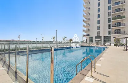 Apartment - 2 Bedrooms - 2 Bathrooms for sale in Waters Edge - Yas Island - Abu Dhabi