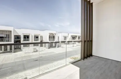Balcony image for: Townhouse - 3 Bedrooms - 3 Bathrooms for sale in Redwoods - Yas Acres - Yas Island - Abu Dhabi, Image 1