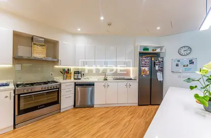 Apartment - 3 Bedrooms - 4 Bathrooms for sale in Al Basri - Shoreline Apartments - Palm Jumeirah - Dubai