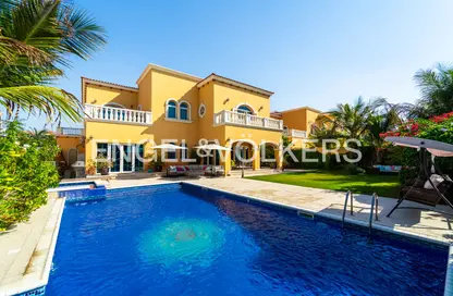 Villa - 5 Bedrooms - 6 Bathrooms for sale in Legacy Nova Villas - Jumeirah Park - Dubai