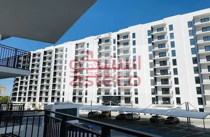 Apartment - Studio - 1 Bathroom for sale in Waters Edge - Yas Island - Abu Dhabi