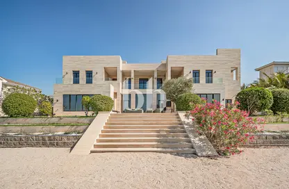 فيلا - 6 غرف نوم - 8 حمامات للبيع في نخلة جميرا - دبي