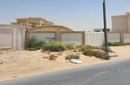 Villa - 3 Bedrooms - 5 Bathrooms for sale in Al Suyoh - Sharjah
