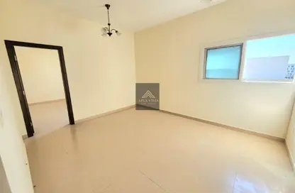 شقة - غرفة نوم - 2 حمامات للايجار في سراب 2 - الجادة - الشارقة