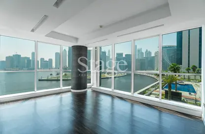 مكتب - استوديو - 1 حمام للايجار في البحيرة المركزية - الخليج التجاري - دبي