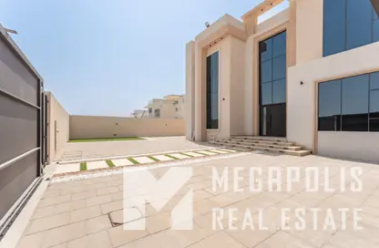 Villa - 5 Bedrooms - 5 Bathrooms for rent in Al Aweer 1 - Al Aweer - Dubai