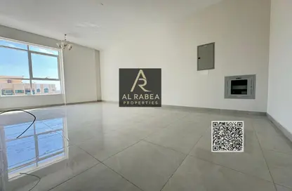 Apartment - 2 Bedrooms - 3 Bathrooms for rent in Corniche Tower - Ajman Corniche Road - Ajman