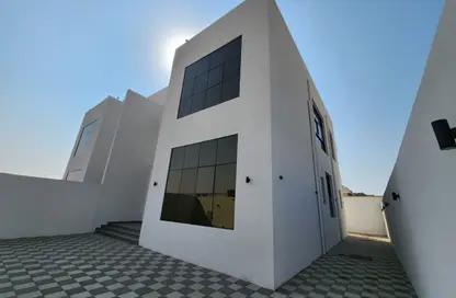 Villa - 4 Bedrooms - 6 Bathrooms for rent in Khuzam - Ras Al Khaimah