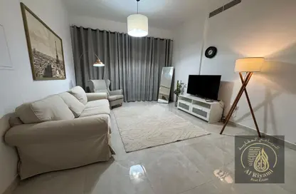 شقة - غرفة نوم - 2 حمامات للايجار في مساكن كورنيش عجمان - طريق كورنيش عجمان - عجمان
