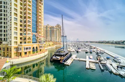 Apartment - Studio - 1 Bathroom for rent in Palm Views West - Palm Views - Palm Jumeirah - Dubai