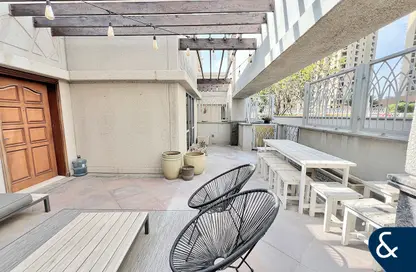 Apartment - 1 Bedroom - 2 Bathrooms for sale in Delphine Tower - Marina Promenade - Dubai Marina - Dubai