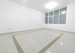Empty Room image for: Apartment - 2 bedrooms - 2 bathrooms for rent in Shabia - Mussafah - Abu Dhabi, Image 1
