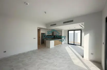 Living Room image for: Villa - 4 Bedrooms - 4 Bathrooms for rent in La Rosa - Villanova - Dubai Land - Dubai, Image 1