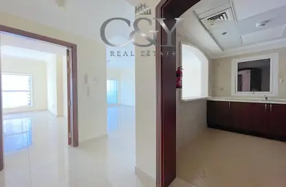 صورة لـ ردهة-ممر شقة - غرفة نوم - 2 حمامات للايجار في XV الفن - الخليج التجاري - دبي ، صورة رقم 1