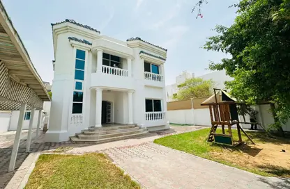 Villa - 4 Bedrooms - 4 Bathrooms for rent in Umm Suqeim - Dubai