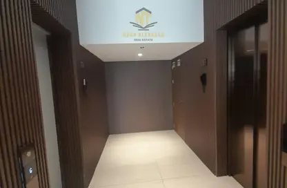 شقة - 2 غرف نوم - 3 حمامات للايجار في الزاهية 1 - الزاهية - تجارية مويلح - الشارقة