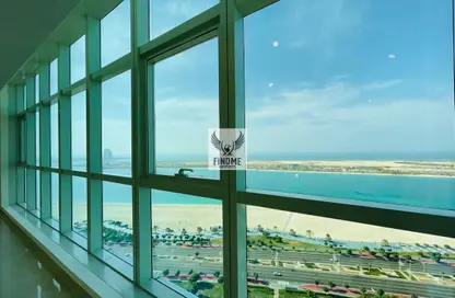 شقة - 3 غرف نوم - 5 حمامات للايجار في برج ال 3 أشرعة - شارع الكورنيش - أبوظبي