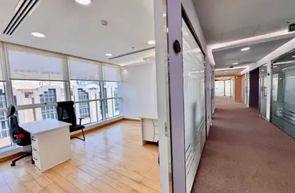 مكتب - استوديو - 4 حمامات للايجار في شارع حمدان - أبوظبي