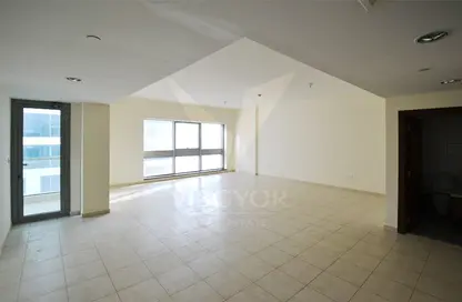 صورة لـ غرفة فارغة شقة - 2 غرف نوم - 3 حمامات للايجار في J برج - الأبراج الإدارية - الخليج التجاري - دبي ، صورة رقم 1