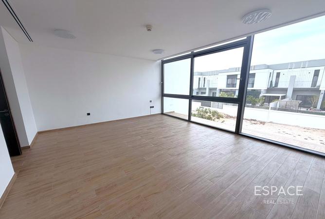 15713516 - صورة العقار 2