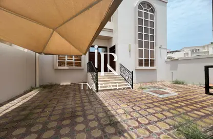 Villa - 5 Bedrooms - 6 Bathrooms for rent in Rabdan - Abu Dhabi