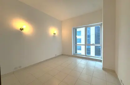 شقة - 2 غرف نوم - 3 حمامات للايجار في برج لطيفة - شارع الشيخ زايد - دبي شقة - 2 غرف نوم - 3 حمامات للايجار في برج لطيفة - شارع الشيخ زايد - دبي