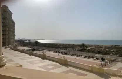 شقة - غرفة نوم - 1 حمام للبيع في رويال بريز 3 - رويال بريز - قرية الحمرا - رأس الخيمة