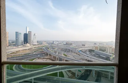 Apartment - 2 Bedrooms - 2 Bathrooms for sale in Manchester Tower - Dubai Marina - Dubai