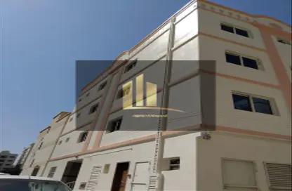عمارة بالكامل - استوديو - 8 حمامات للبيع في البطينة - الشارقة