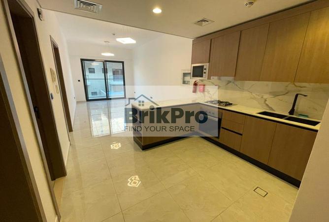 15192006 - Property Main Image