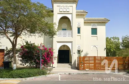 فيلا - 4 غرف نوم - 4 حمامات للايجار في قرطاج - القرية الشمالية - الفرجان - دبي