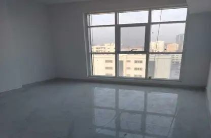 Apartment - 2 Bedrooms - 2 Bathrooms for rent in Ajman Corniche Residences - Ajman Corniche Road - Ajman