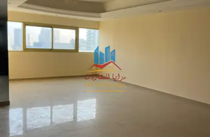 شقة - 3 غرف نوم - 2 حمامات للايجار في المجاز 3 - المجاز - الشارقة