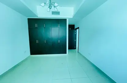 Apartment - 1 Bedroom - 2 Bathrooms for rent in Jumeirah Garden City - Al Satwa - Dubai