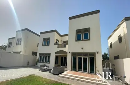 Villa - 3 Bedrooms - 3 Bathrooms for rent in Legacy - Jumeirah Park - Dubai