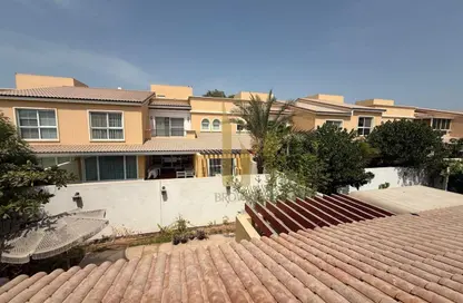 Villa - 5 Bedrooms - 5 Bathrooms for rent in Umm Suqeim 1 Villas - Umm Suqeim 1 - Umm Suqeim - Dubai