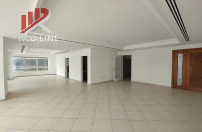Apartment - 3 Bedrooms - 3 Bathrooms for rent in Al Majaz 1 - Al Majaz - Sharjah