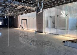 صورةموقف سيارات لـ: صالة عرض - 2 حمامات للكراء في 2020 بناء - شارع الشيخ زايد - دبي, صورة 1