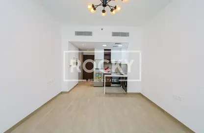 Apartment - Studio - 1 Bathroom for rent in La Vita Bella - District 10 - Jumeirah Village Circle - Dubai