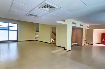 Villa - 5 Bedrooms - 7 Bathrooms for rent in Al Manhal - Abu Dhabi